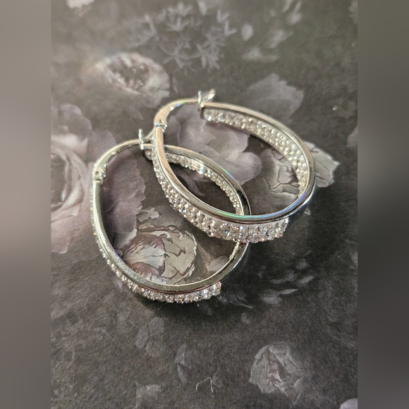 Silver crystal hoop earrings ✨ - Picture 4 of 4